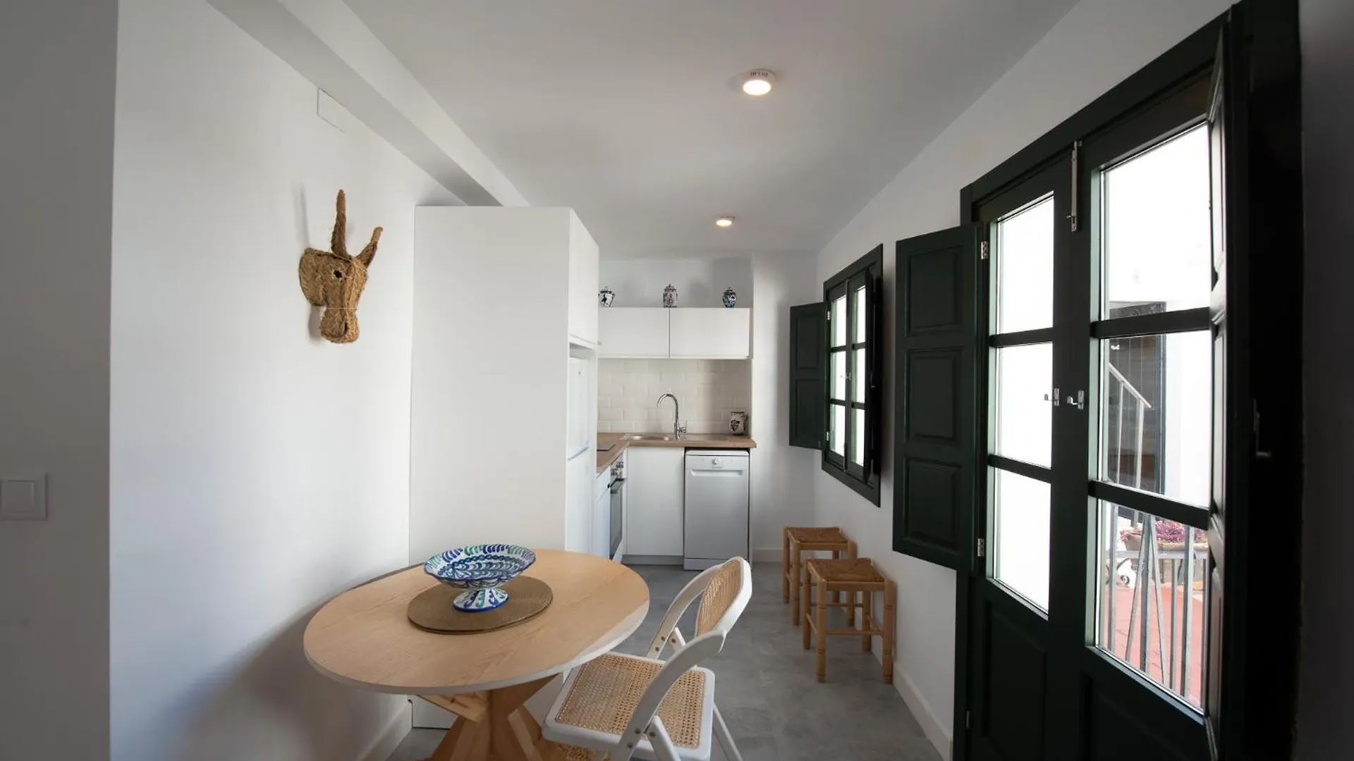 Lovely House In Peaceful Courtyard Benalmádena Apartman